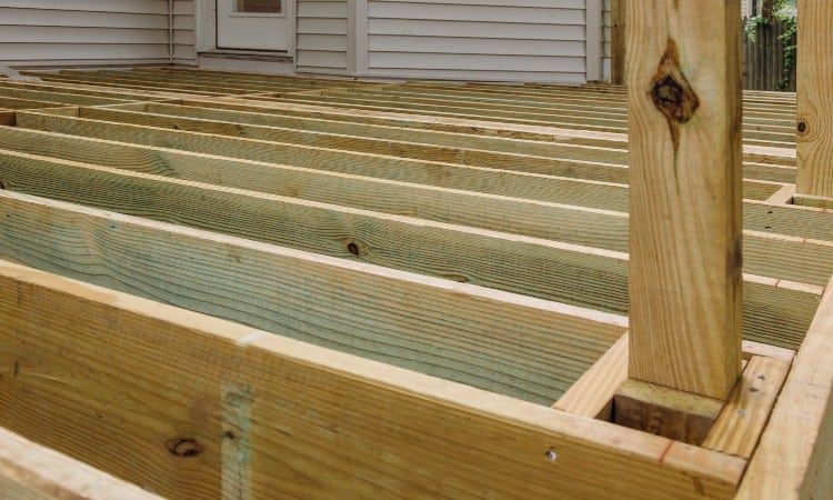How To Install 4x4 Deck Railing Posts | Wood deck railing, Building deck  railing, Deck railings