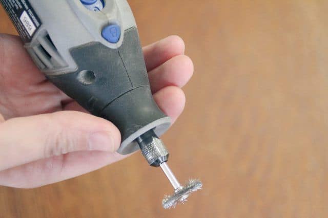 how to change bit on dremel