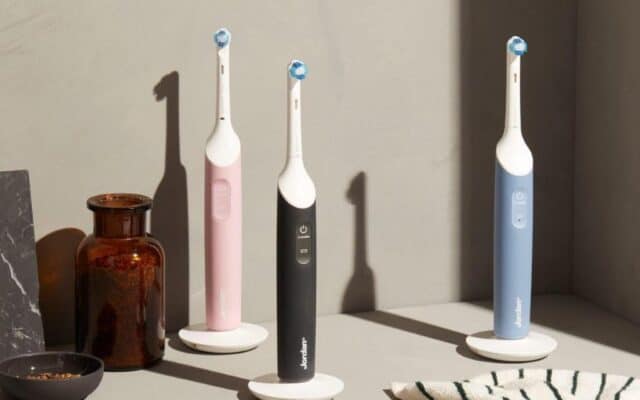electric toothbrush
