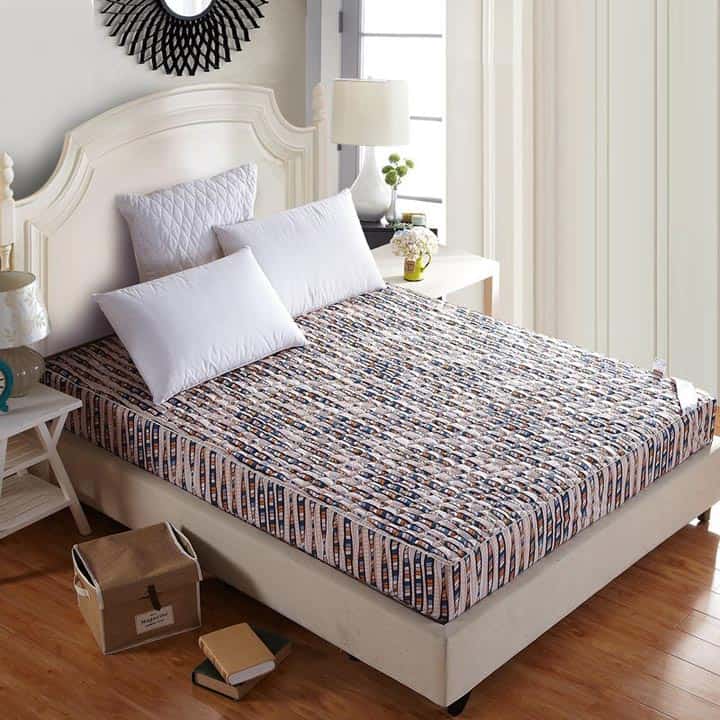 High Quality Brand Designer Bed Mattress Cover with Filling Mattress Topper Pads Fitted Sheet CM022