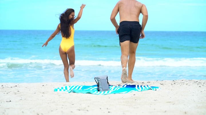 geckobrands waterproof phone tote