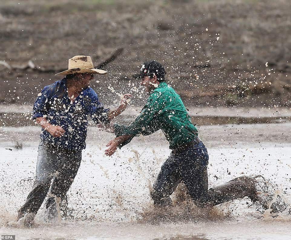 ung chong nuoc eo bien Justin George