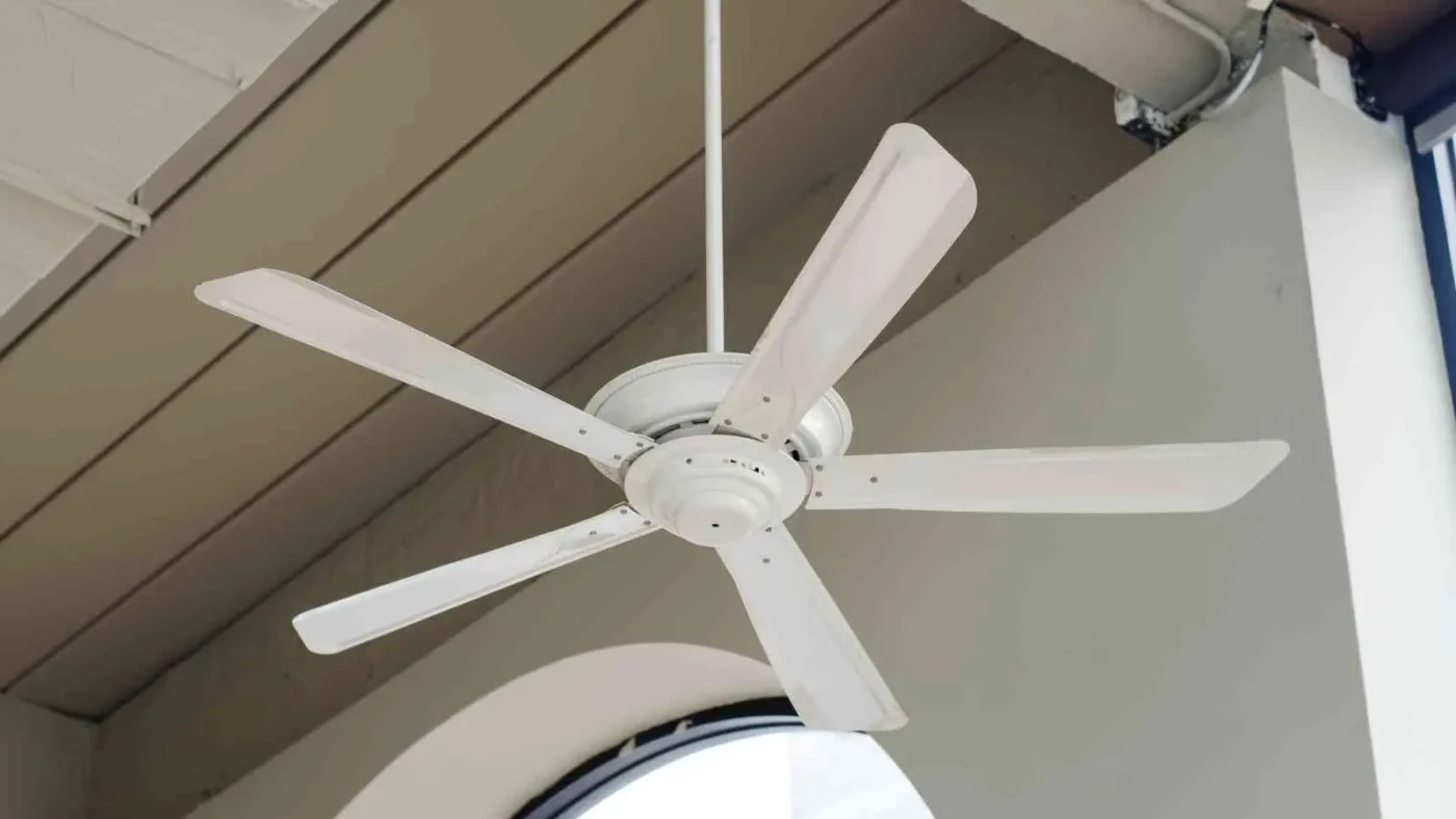 Battery Operated Ceiling Fan
