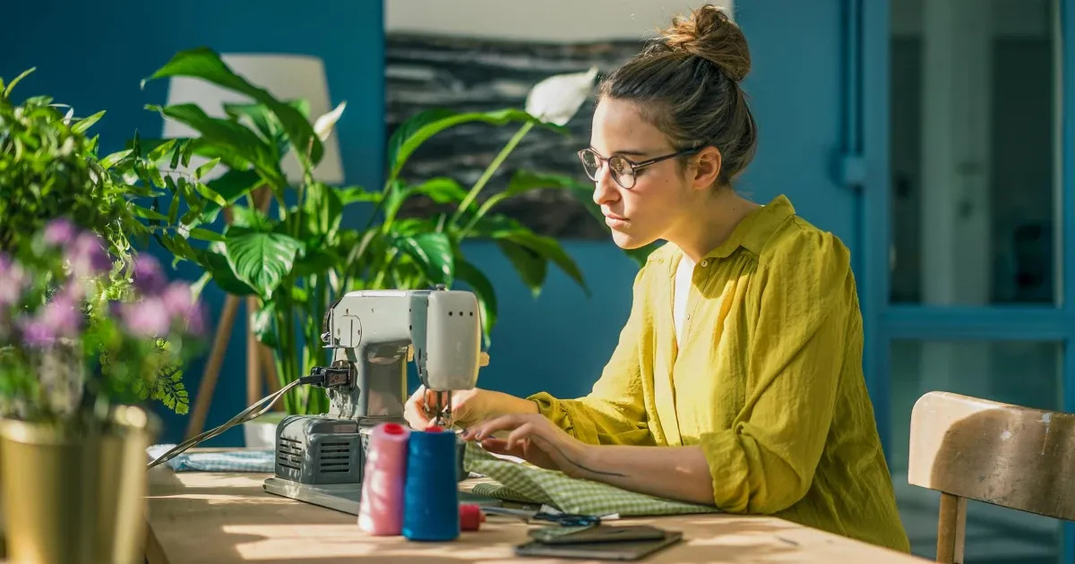 mechanical sewing machine