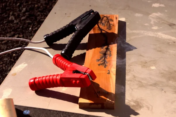 Lichtenberg Wood Burning Machine